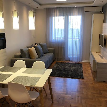 5 Stars Apartment With Free Garage Place Novi Sad Exterior foto